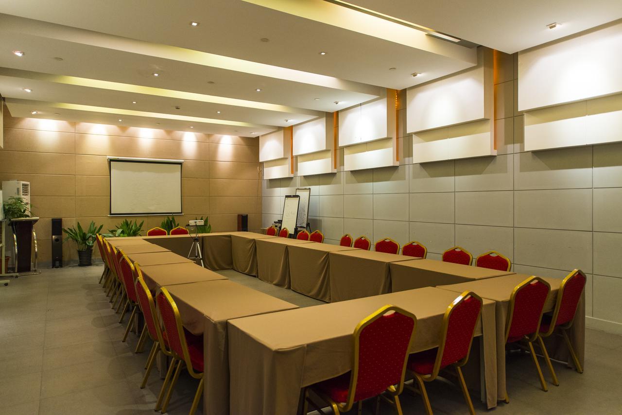 Jingjiang Inn Select Shanghai New Hongqiao Buitenkant foto